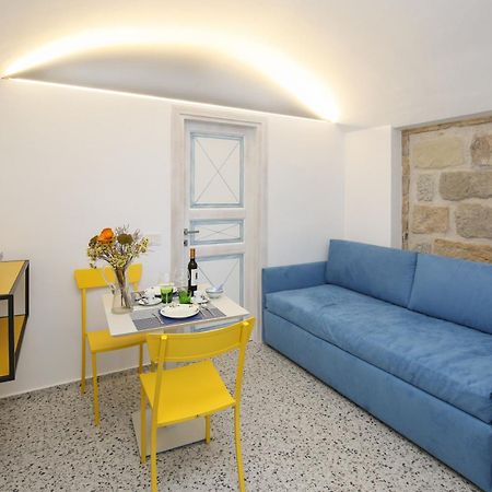 B&B Domos Mi & Ro Castelsardo Luaran gambar