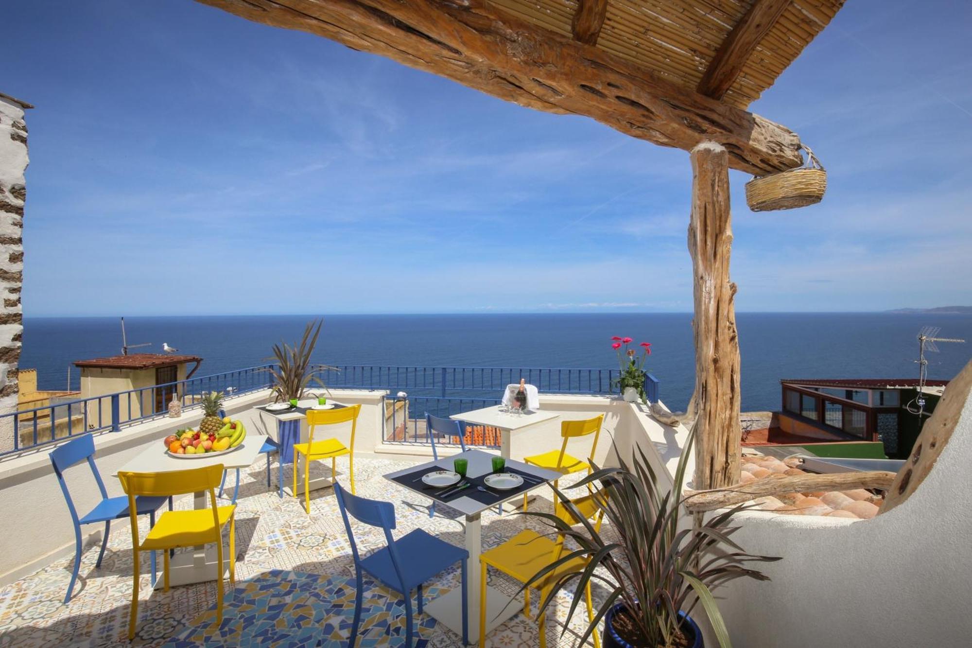 B&B Domos Mi & Ro Castelsardo Luaran gambar