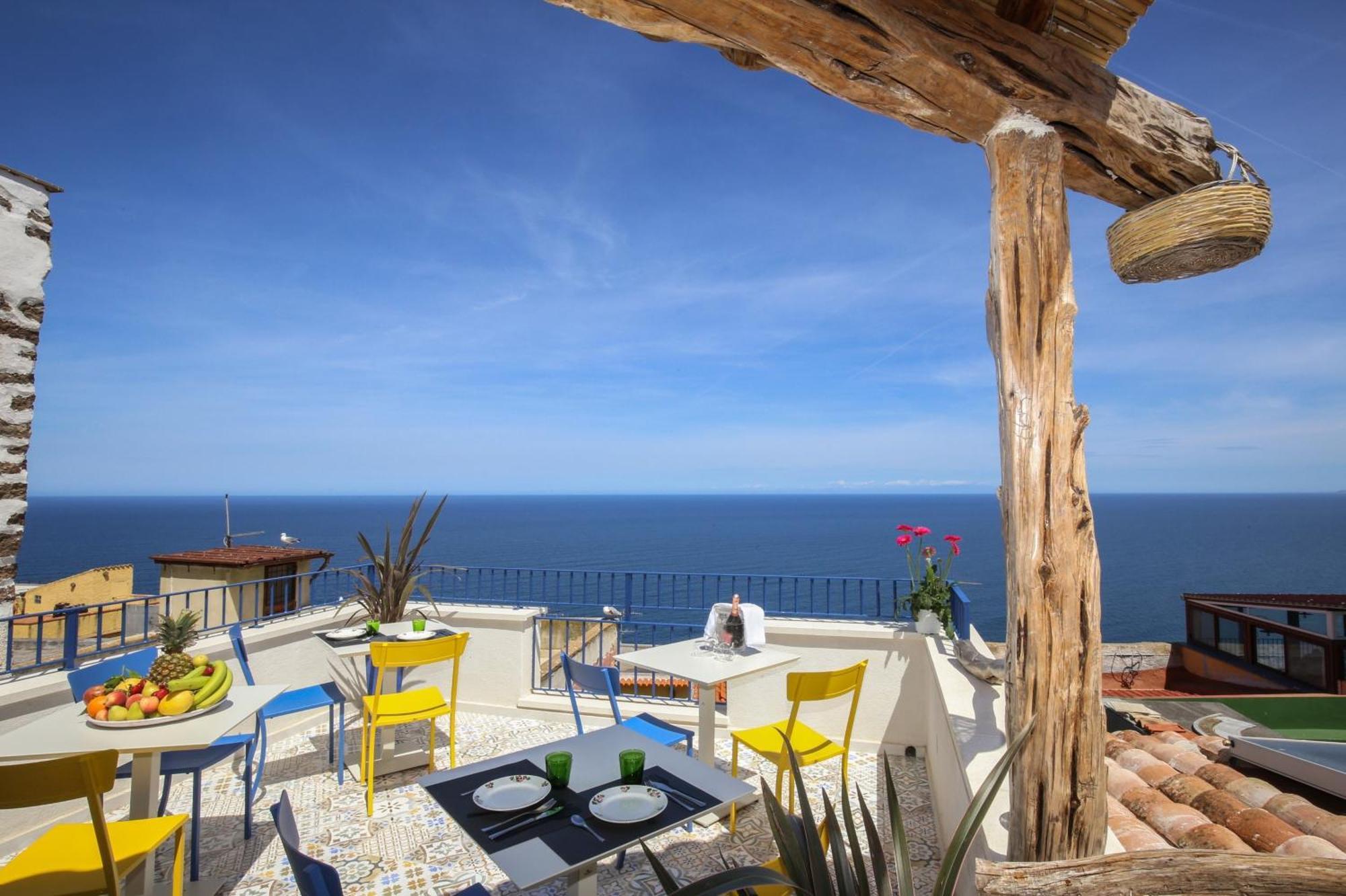 B&B Domos Mi & Ro Castelsardo Luaran gambar