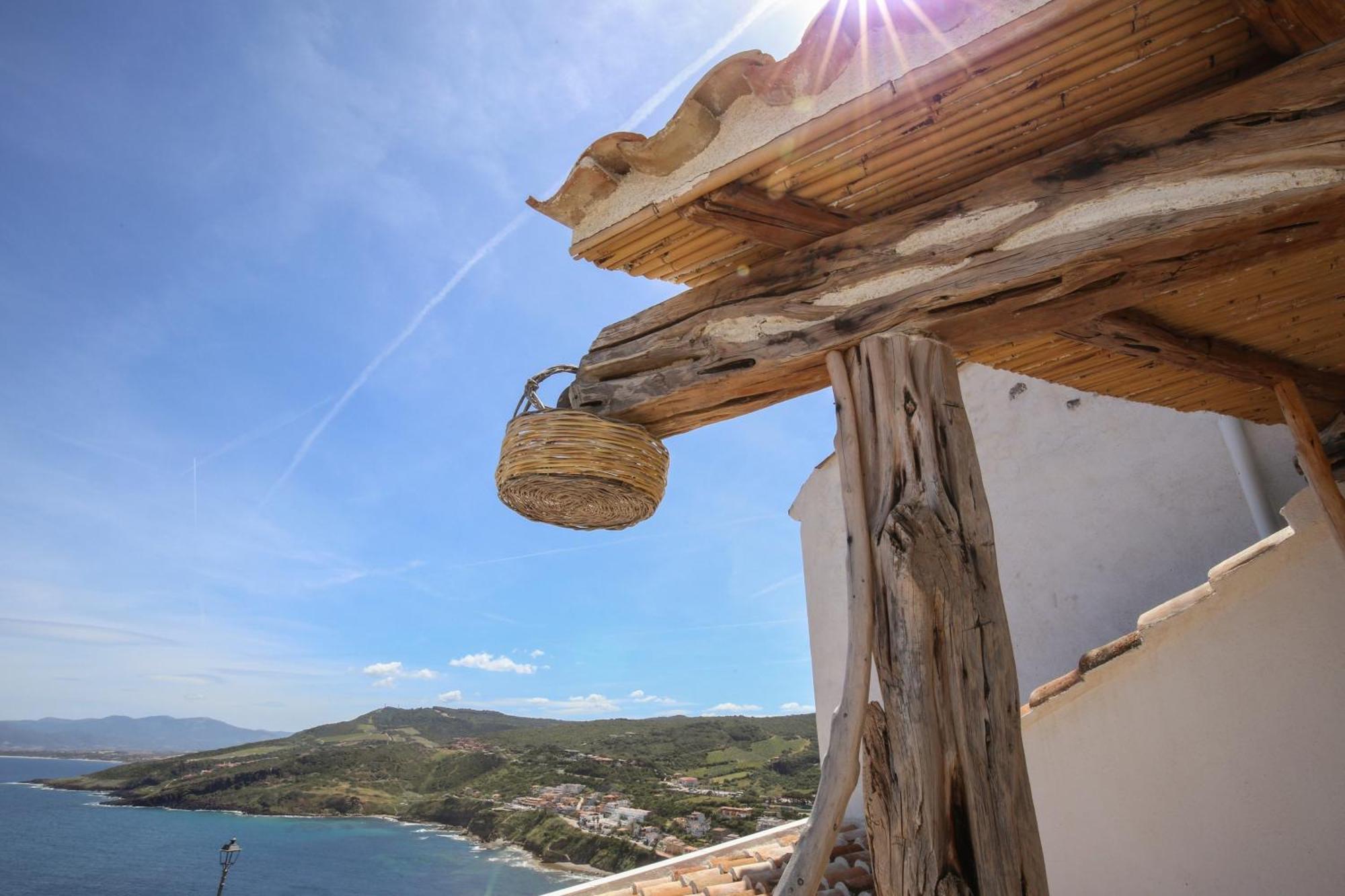 B&B Domos Mi & Ro Castelsardo Luaran gambar