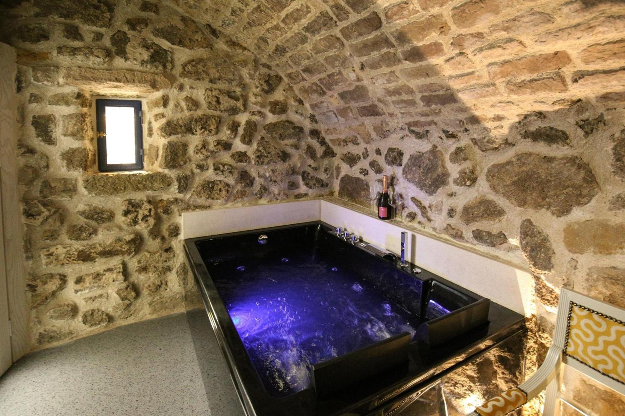 B&B Domos Mi & Ro Castelsardo Luaran gambar