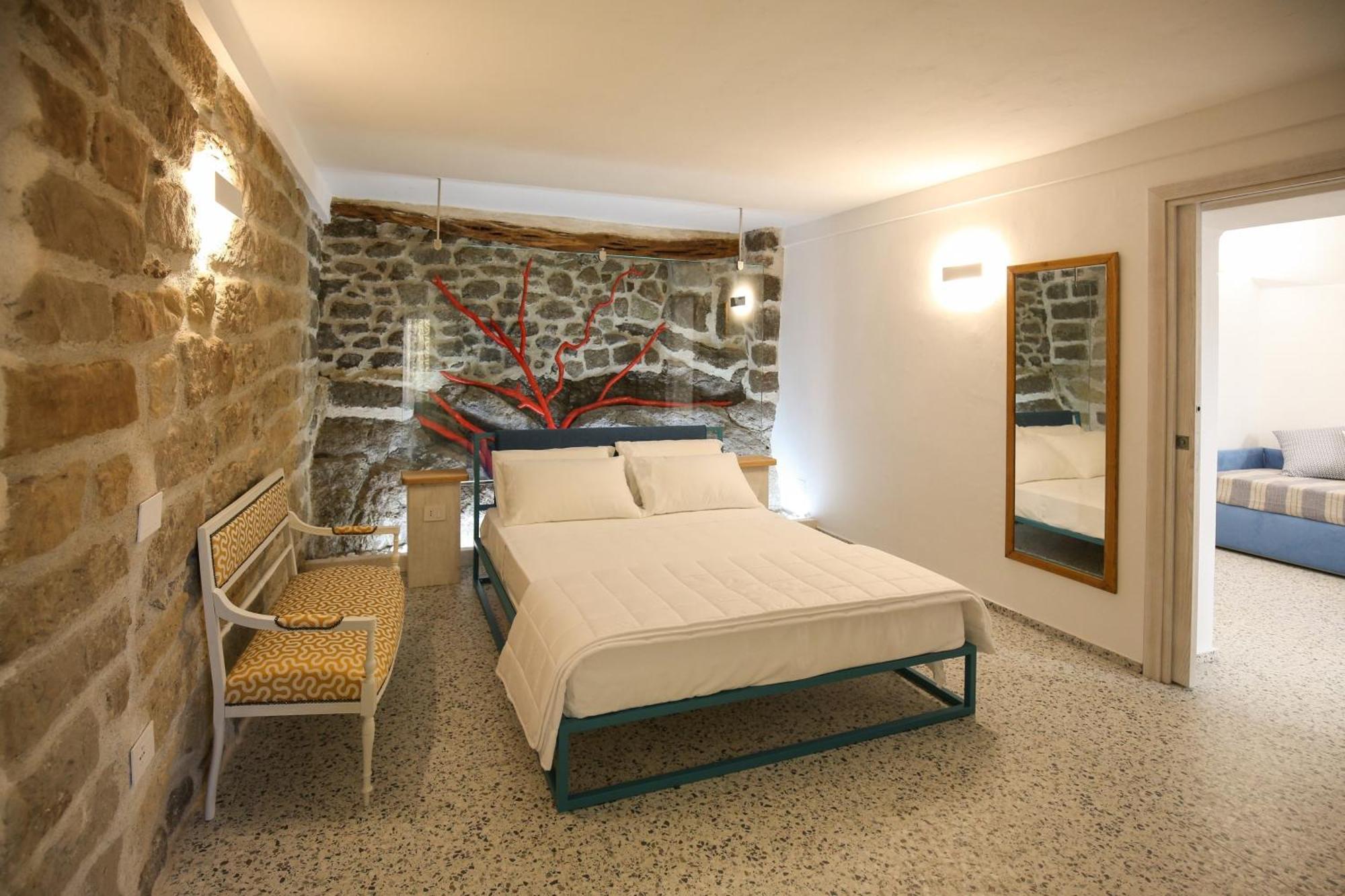 B&B Domos Mi & Ro Castelsardo Luaran gambar