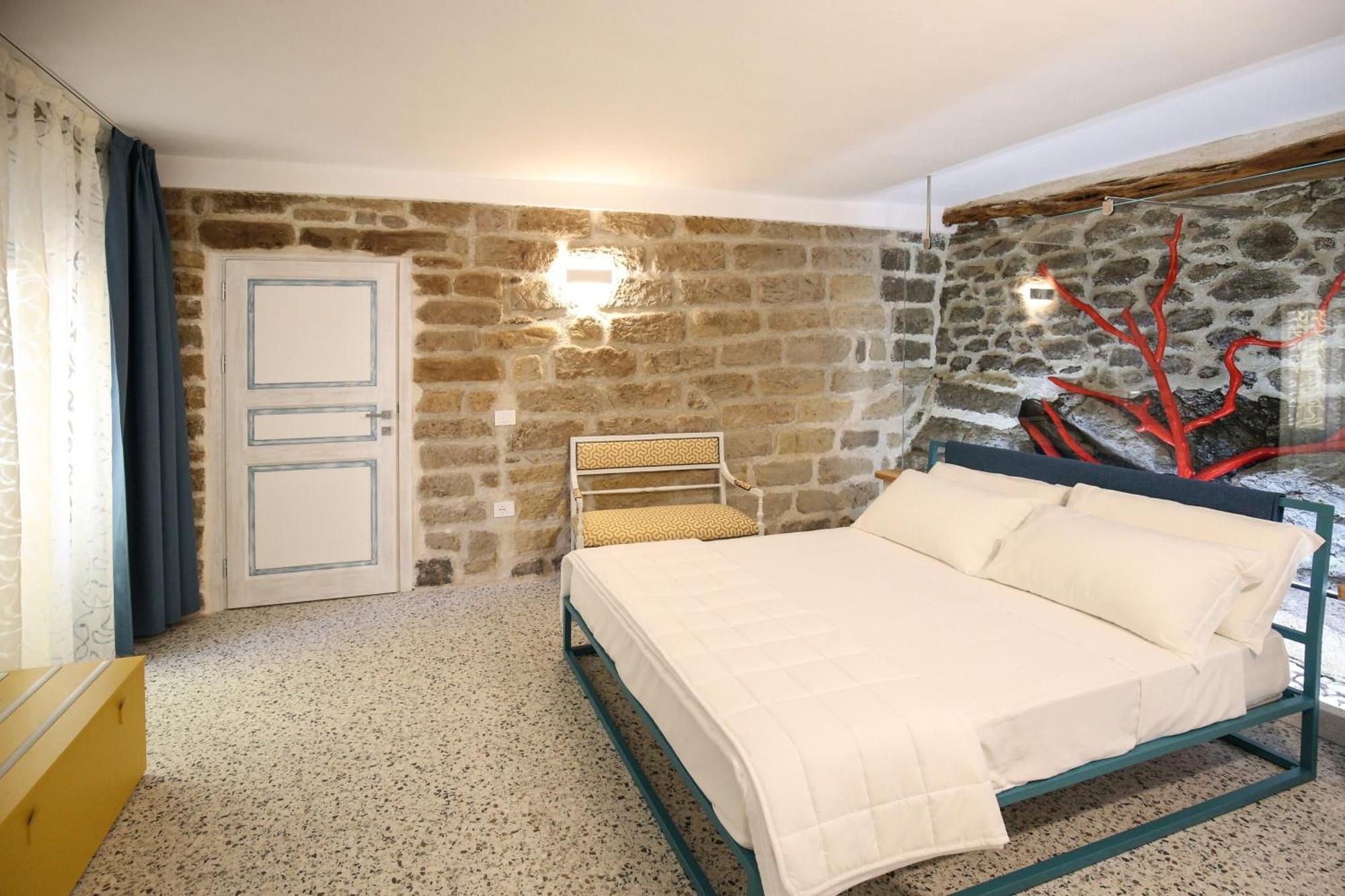 B&B Domos Mi & Ro Castelsardo Luaran gambar